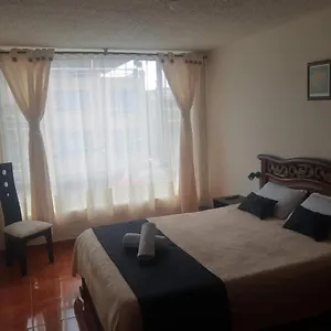 Cerca Al Aeropuerto Domina House , Bogotá Colombia
